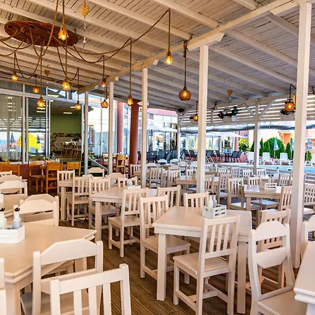 מלון Arapya Resort *